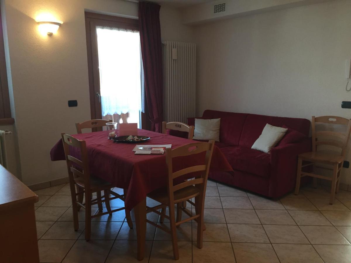 Chalet Del Bosco Valdisotto Quarto foto